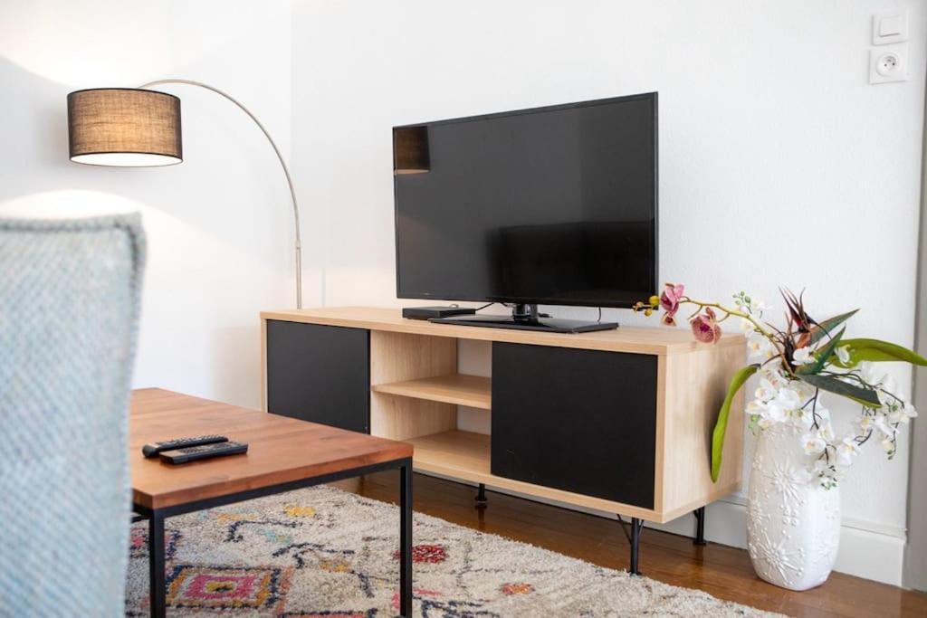 Suite Tres Moderne Et Cosy, Proche Centre-Ville, Mulhouse Centre Bagian luar foto